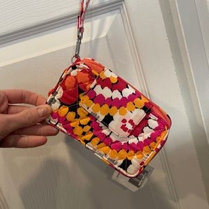 NWT Vera Bradley Wristlet
